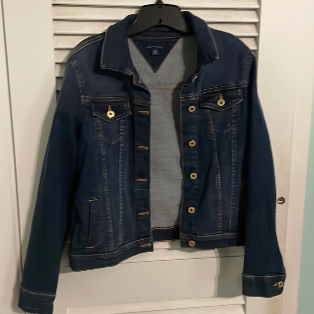 Tommy Hilfiger denim jacket